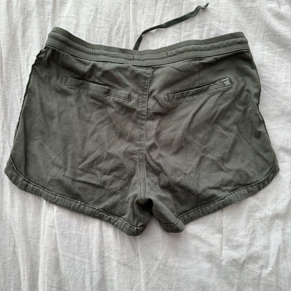 army green shorts - Picture 2 of 3
